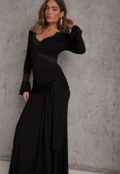 Czarna Wiskozowa Sukienka Wieczorowa z Falbanami Koronką i Wiązanym Trenem Lenivna. Czarne sukienki damskie Renee, bez wzorów, z koronki, wizytowe, bez ramiączek. Za 199.99 zł.