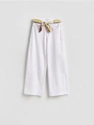 Jeansy wide leg z chustą - biały. Białe chusty damskie Reserved, bez wzorów, z bawełny. Za 159.99 zł.