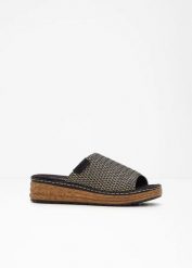 Klapki Rieker na koturnie. Czarne klapki damskie bonprix, z aplikacjami, bez obcasa, na koturnie, bez zapięcia. Za 249.99 zł.