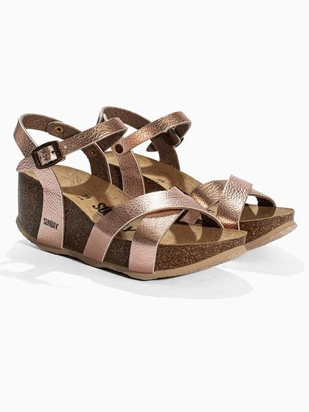 Sunbay Sandały "Pivoine" w kolorze różowozłotym na koturnie rozmiar: 37. Różowe sandały damskie Sunbay, bez wzorów, bez obcasa, na koturnie, bez zapięcia. Za 175.95 zł.