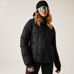 Kurtka narciarska damska z membraną Glamourize VI Dare 2b. Czarne kurtki sportowe damskie Dare 2b, na zimę, bez wzorów, z tkaniny, bez kaptura. W wyprzedaży za 899.99 zł.