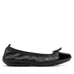 Baleriny Geox. Czarne baleriny dziewczęce Geox, bez wzorów, bez obcasa, bez zapięcia. Za 279.99 zł.