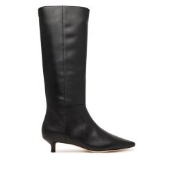Kozaki LAUREN RALPH LAUREN. Czarne kozaki damskie Lauren Ralph Lauren, bez obcasa, na szpilce, bez zapięcia. Za 1,299.00 zł.