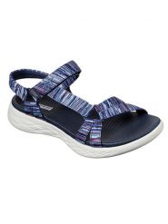 Skechers Sandały "On-The-Go 600 Electric" w kolorze niebieskim rozmiar: 40. Niebieskie sandały damskie Skechers, bez wzorów, z otwartym noskiem, bez obcasa, bez zapięcia. Za 197.63 zł.