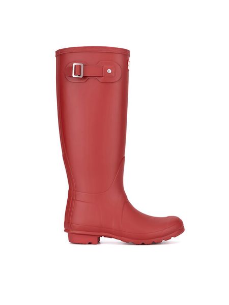 Hunter Kalosze WFT1000RMA Czerwony. Czerwone kalosze damskie Hunter, bez wzorów, z kauczuku. Za 429.99 zł.