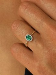 OR Carats Złoty pierścionek z diamentem i kamieniem szlachetnym rozmiar: 56. Zielone pierścionki damskie OR Carats, z diamentem, złote. Za 677.64 zł.