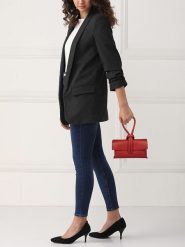 Lia Biassoni Skórzana torebka w kolorze czerwonym - 22 x 13 x 6 cm rozmiar: onesize. Czerwone torebki klasyczne damskie Lia Biassoni, z materiału, przez ramię, bez dodatków. Za 217.99 zł.