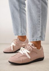 Różowe Sneakersy Ozdobione Przeszyciami i Podwójnym Sznurowaniem Coraera. Czerwone obuwie sportowe damskie Born2be, z jeansu, bez zapięcia. Za 89.99 zł.