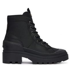 Trapery Pepe Jeans. Czarne trapery damskie Pepe Jeans, z jeansu, bez zapięcia. Za 499.99 zł.