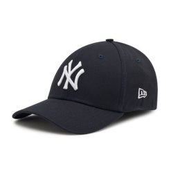 Czapka z daszkiem New Era. Czarne czapki z daszkiem damskie New Era, bez wzorów. Za 109.99 zł.