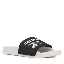 Klapki Reebok. Czarne klapki damskie Reebok, bez wzorów, bez obcasa, bez zapięcia. Za 89.99 zł.