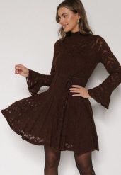 Brązowa Koronkowa Sukienka z Wiązaniem Półgolfem i Falbankami Alnefera. Brązowe sukienki damskie Born2be, bez wzorów, z koronki, klasyczne, bez ramiączek. Za 179.99 zł.