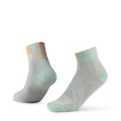 Skarpetki Buff COOLNET® QUARTER SOCK CQ SEAGROVE. Zielone skarpetki damskie Buff, bez wzorów, z elastanu. Za 99.90 zł.