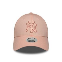 Damska czapka z daszkiem New York Yankees Nos Lge Ess 9FORTY. Czerwone czapki z daszkiem damskie New Era, bez wzorów. Za 170.50 zł.