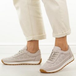 Szare skórzane półbuty damskie Sergio Leone Sp001. Szare półbuty damskie Sergio Leone, na jesień, bez wzorów, z jeansu, z okrągłym noskiem, bez obcasa, na płaskiej podeszwie, bez zapięcia. Za 219.00 zł.