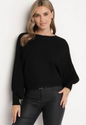 Czarny Sweter z Wiskozą Typu Nietoperz Sallindria. Czarne swetry klasyczne damskie Born2be, m, z jeansu, bez kołnierzyka. Za 64.99 zł.
