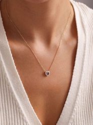 Heliophilia Srebrny naszyjnik z elementem ozdobnym rozmiar: onesize. Szare naszyjniki damskie Heliophilia, srebrne. Za 56.99 zł.