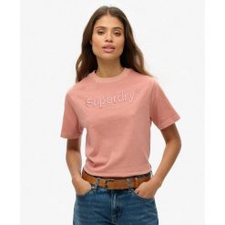 Luźna koszulka z logo Emb Core z bawełny. Czerwone koszulki sportowe damskie Superdry, bez wzorów, z bawełny, bez ramiączek. Za 137.65 zł.