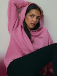 4F Bluza dresowa loose z kapturem damska - różowa XS. Czerwone bluzy damskie 4F, xs, bez wzorów, z bawełny, z kapturem. Za 189.99 zł.
