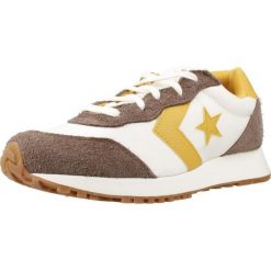 Buty CONVERSE OMEGA TRAINER Brązowy. Brązowe obuwie sportowe damskie Converse, z zamszu, bez zapięcia. Za 384.71 zł.