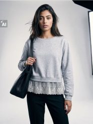 Dresowa bluza z koronkowym dołem - szary. Szare bluzy damskie Sinsay, l, bez wzorów, z dresówki, bez kaptura. Za 59.99 zł.
