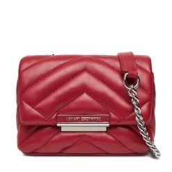 Torebka Armani Exchange. Czerwone torebki wieczorowe damskie Armani Exchange, bez wzorów, bez dodatków. Za 629.99 zł.