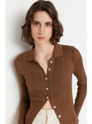 Trendyol Kardigan w kolorze jasnobrązowym rozmiar: S. Brązowe kardigany damskie Trendyol, s, bez wzorów, prążkowane. Za 60.99 zł.