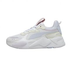 Buty do chodzenia damskie Puma Rs-x Soft. Białe obuwie sportowe damskie Puma, z materiału, bez zapięcia, trekkingowe. Za 669.00 zł.