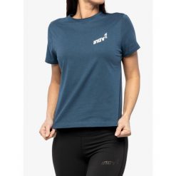 Koszulka damska Inov-8 Graphic Tee SS Skiddaw. Niebieskie koszulki sportowe damskie Inov-8, bez wzorów, bez ramiączek. Za 64.99 zł.