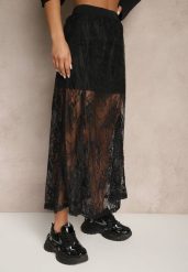 Czarna Koronkowa Spódnica o Rozkloszowanym Kroju z Rozcięciem Zarlaura. Czarne spódnice damskie Renee, na co dzień, m, z aplikacjami, z koronki, eleganckie, midi. Za 69.99 zł.