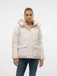 Vero Moda Kurtka zimowa w kolorze kremowym rozmiar: M. Brązowe kurtki damskie Vero Moda, na zimę, m, bez wzorów, z puchu, bez kaptura. Za 149.31 zł.