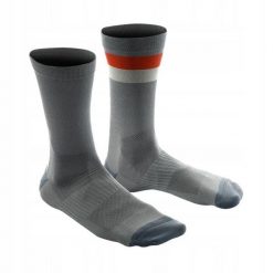 Skarpetki rowerowe Dainese HG AER Socks. Szare skarpetki damskie Dainese, bez wzorów. Za 100.00 zł.