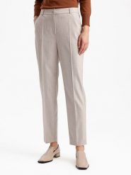 BGN Spodnie w kolorze jasnoszarym rozmiar: 40. Szare spodnie materiałowe damskie BGN, bez wzorów, z materiału. Za 148.95 zł.