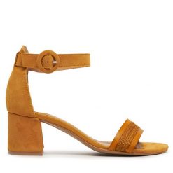 Sandały Maciejka. Żółte sandały damskie Maciejka, bez wzorów, bez obcasa, na słupku, bez zapięcia. Za 185.99 zł.