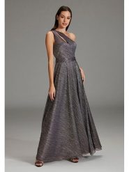 SWING Sukienka w kolorze antracytowym rozmiar: 38. Czarne sukienki damskie Swing, bez wzorów, bez ramiączek. Za 321.97 zł.