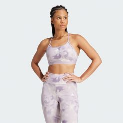 Biustonosz Aeroreact Training Essentials Light Support Tie-Dye Flower-Print. Czerwone biustonosze sportowe damskie Adidas, bez wzorów, z materiału. Za 179.00 zł.