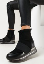 Czarne Botki na Ukrytej Koturnie Lecis. Czarne botki damskie Born2be, eleganckie, bez obcasa, na koturnie, bez zapięcia. Za 64.99 zł.