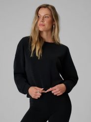 4F Bluza dresowa regular z modalem damska - czarna XS. Czarne bluzy damskie 4F, xs, bez wzorów, z dresówki, bez kaptura. Za 169.99 zł.