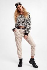 Spodnie LIU JO SPORT. Spodnie sportowe damskie Liu Jo Sport, l, bez wzorów. W wyprzedaży za 402.57 zł.