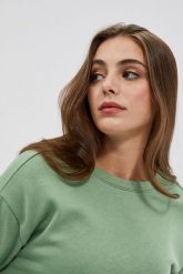 Bluza z dekoltem na plecach oliwkowa. Zielone bluzy damskie MOODO, xl, bez wzorów, z bawełny, bez kaptura. W wyprzedaży za 49.99 zł.