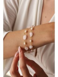 Pierres delicates Pozłacana bransoletka z kwarcem różowym rozmiar: onesize. Czerwone bransoletki damskie Pierres delicates, pozłacane. Za 39.99 zł.