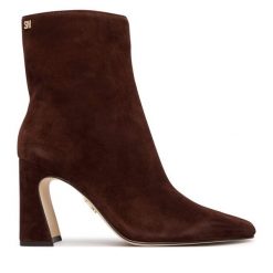 Botki Steve Madden. Brązowe botki damskie Steve Madden, bez obcasa, na słupku, bez zapięcia. Za 769.99 zł.