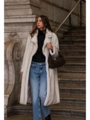 Maison héritage PARIS Skórzana torebka "Gisor Suede" w kolorze brązowym - 29 x 20 x 10 cm rozmiar: onesize. Brązowe torebki klasyczne damskie maison héritage PARIS, z materiału, przez ramię, bez dodatków. Za 304.99 zł.