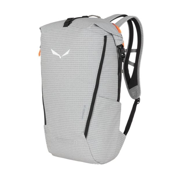 Torba turystyczna Salewa Lavaredo 26. Czarne torby na laptopa Salewa, bez wzorów. Za 596.00 zł.
