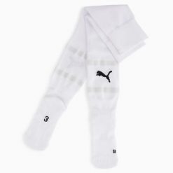 Skarpety piłkarskie unisex Puma TEAMFINAL białe 70574604 rozmiar 39-42. Białe skarpetki damskie Puma, bez wzorów. Za 81.47 zł.