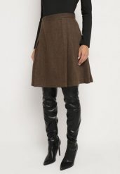 Brązowa Spódnica w Stylu Preppy z Szerokimi Plisami Enaliea. Brązowe spódnice damskie Born2be, na co dzień, na jesień, l, bez wzorów, z wiskozy, eleganckie, mini. Za 129.99 zł.