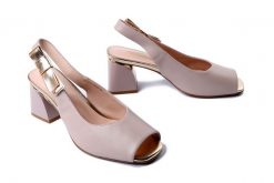 ARTIKER RELAKS 56C1060 beżowy, sandały damskie. Brązowe sandały damskie Artiker Relaks, bez wzorów, bez obcasa, na obcasie, bez zapięcia. Za 219.92 zł.