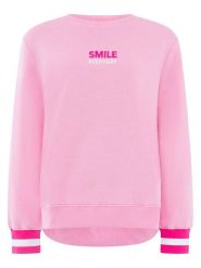 Zwillingsherz Bluza "Smile Everyday" w kolorze jasnoróżowym rozmiar: S/M. Różowe bluzy damskie Zwillingsherz, m, bez wzorów, bez kaptura. Za 139.95 zł.