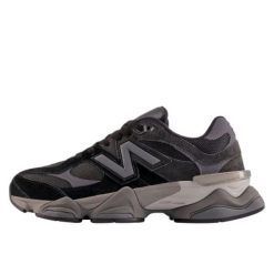 New Balance 9060 Black Castlerock. Szare obuwie sportowe damskie New Balance, bez zapięcia, trekkingowe. Za 754.63 zł.