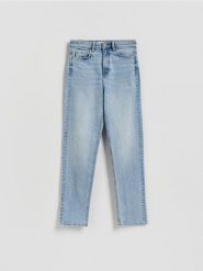 Jeansy mom fit slim z dłuższą nogawką - niebieski. Niebieskie jeansy damskie Reserved. Za 129.99 zł.
